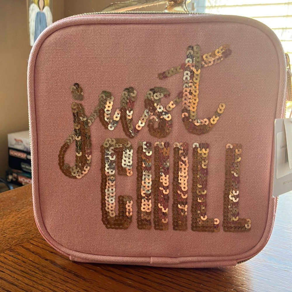 Lunch Box - Picture 1 of 2